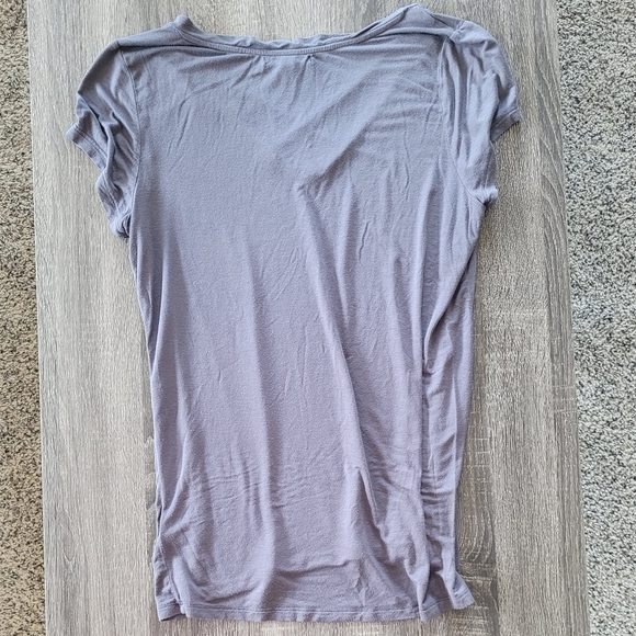 Signature Studio Tee - Picture 3 of 4